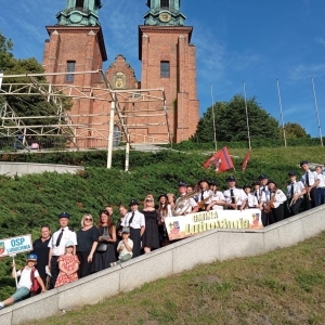 a44b0bb8-bb98-485d-ae76-a04d83b22778