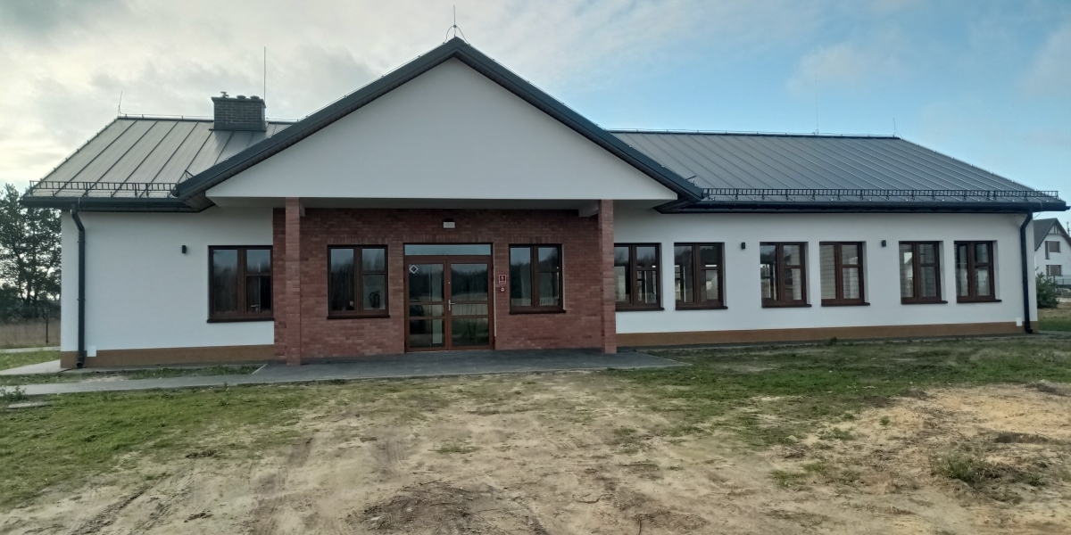 Świetlica Luboszewy 1.jpg